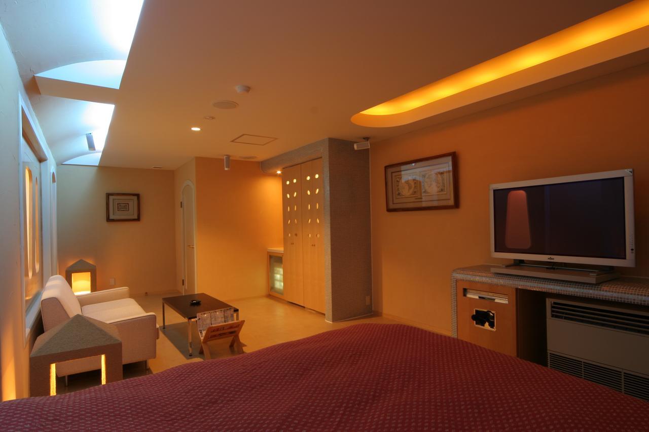 Hotel Chateau Briant (Adults Only) سايتاما المظهر الخارجي الصورة
