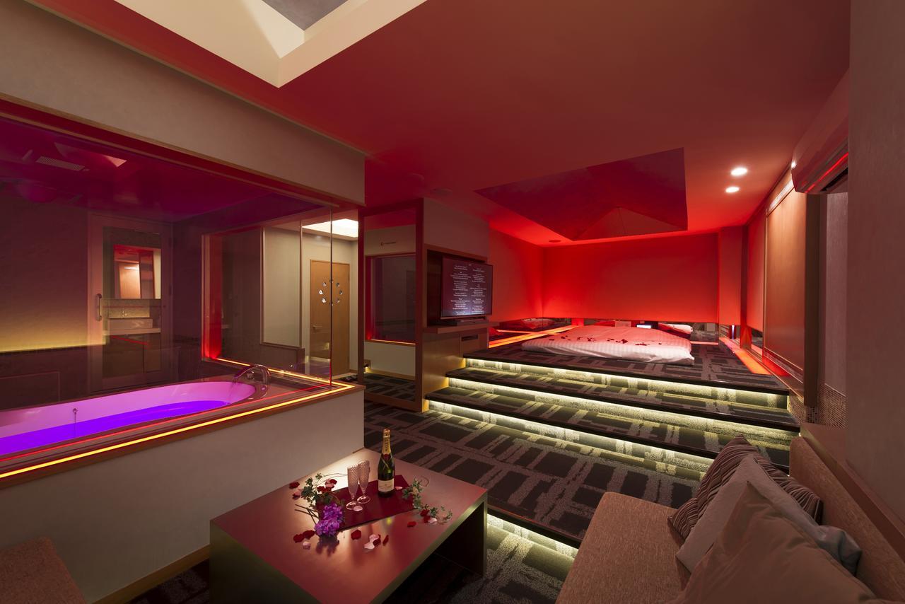 Hotel Chateau Briant (Adults Only) سايتاما المظهر الخارجي الصورة